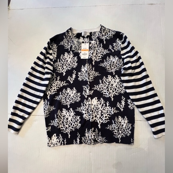 crown & ivy Sweaters - CROWN & IVY LIGHT WEIGHT SWEATER, NAVY AND WHITE. SIZE PETITE SMALL